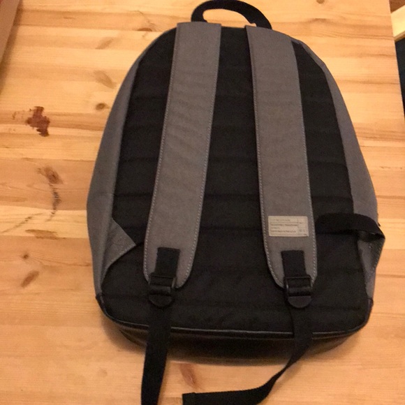 HEX Echo Laptop Backpack - Picture 4 of 4